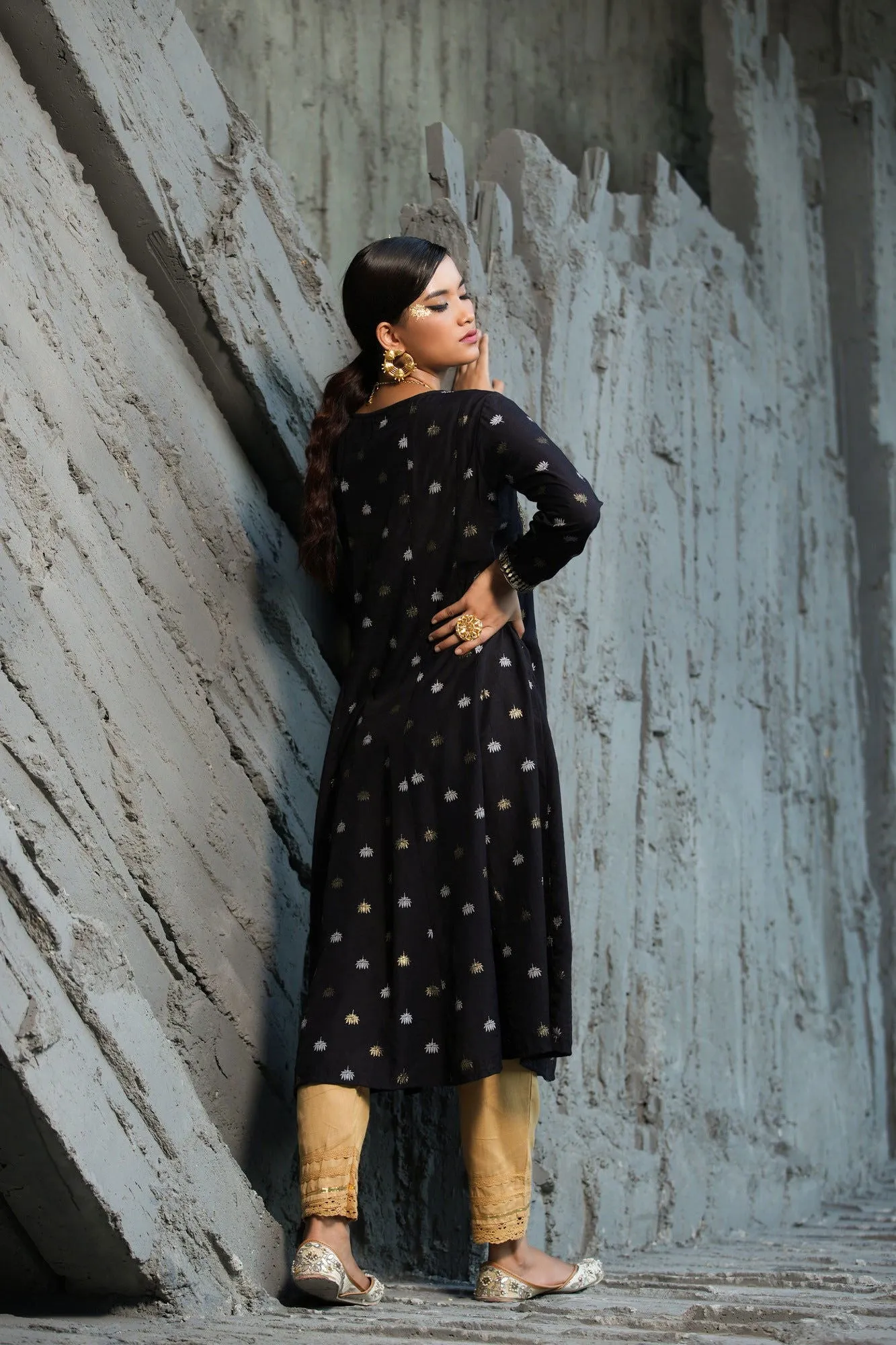 Juniper Black Rayon Festive Foil Printed Anarkali Flared Anarkali Kurta For Women